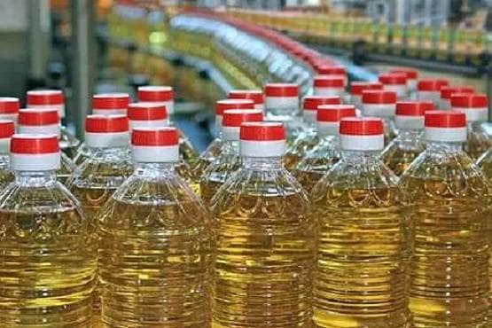 प्याज के बाद अब तेल बिगाड़ेगा स्वाद, दो देशों की वजह से बढ़ेंगे दाम