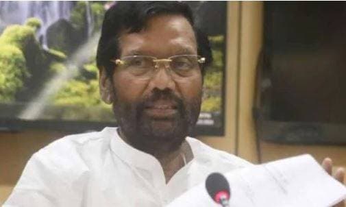 घटने लगे प्याज के दाम, इस बीच फिर मोदी सरकार ने बदला एक फैसला