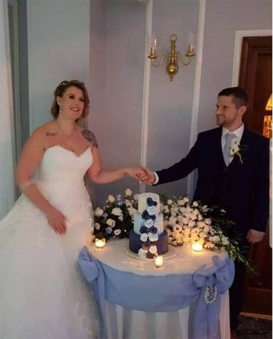 अचानक दूल्हा-दुल्हन के सामने आई लड़की, बोली- रुको, मेरी शादी होनी थी