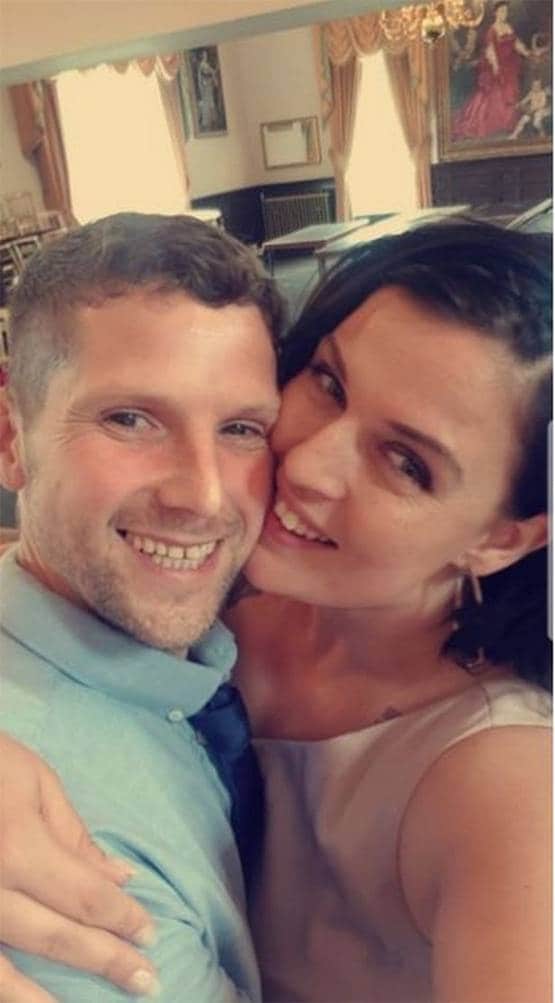 अचानक दूल्हा-दुल्हन के सामने आई लड़की, बोली- रुको, मेरी शादी होनी थी