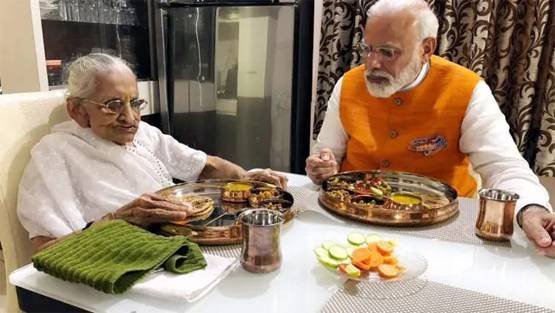 2019 के वो 10 सबसे खास मौके जब कैमरे में कैद हुए नरेंद्र मोदी