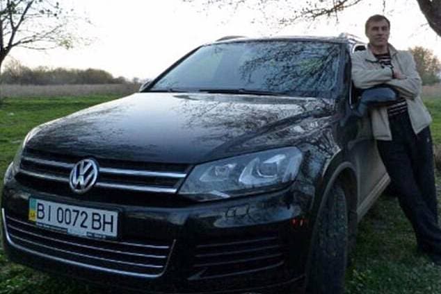 कार में संबंध बना रहा था कपल, गोली मारकर जिंदा दफनाया