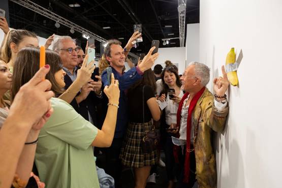 85 लाख रुपये का एक केला खा गया ये शख्स, शेयर किया VIDEO