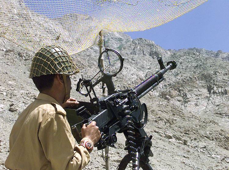 मोदी के दांव से बौखलाए इमरान, PoK को पाक में मिलाने की सीक्रेट साजिश