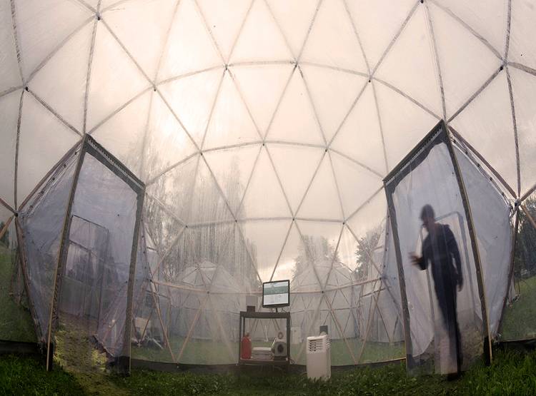 जब दिल्ली के प्रदूषण से 7255 KM दूर बैठे लोगों का दम घुटने लगा