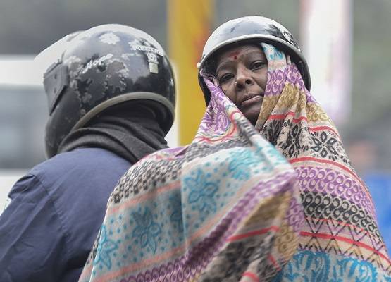 दिल्ली में रिकॉर्डतोड़ सर्दी, नए साल में 'जम' जाएगी राजधानी!