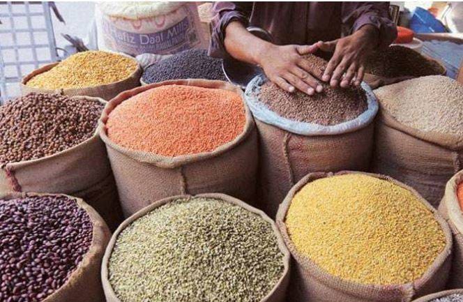 बेहाल PAK की तस्वीर! दाल 260 रुपये किलो, टमाटर 400 के पार