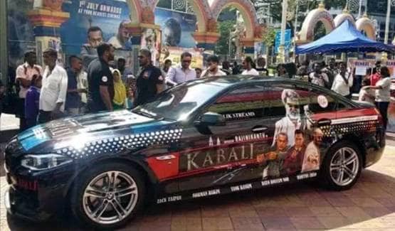 भगवान की तरह पूजे जाते हैं रजनीकांत, फैंस ने की ये हैरतअंगेज हरकतें