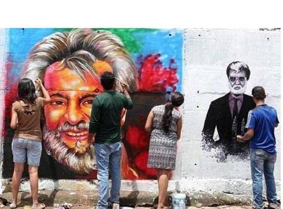 भगवान की तरह पूजे जाते हैं रजनीकांत, फैंस ने की ये हैरतअंगेज हरकतें