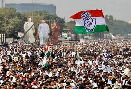 10 तस्वीरों में देखें कांग्रेस रैली के रंग, कार्यकर्ताओं से पटा मैदान