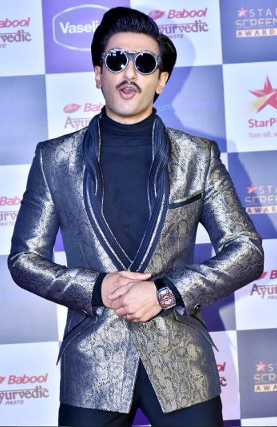 सारा संग आंख मारे... पर रणवीर का डांस, अवॉर्ड शो में दिखा फुल एंटरटेनमेंट