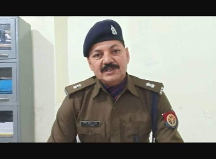 लड़की से सगे प‍िता और भाई ने बनाए संबंध, शादी के 17 द‍िन बाद बच्चा