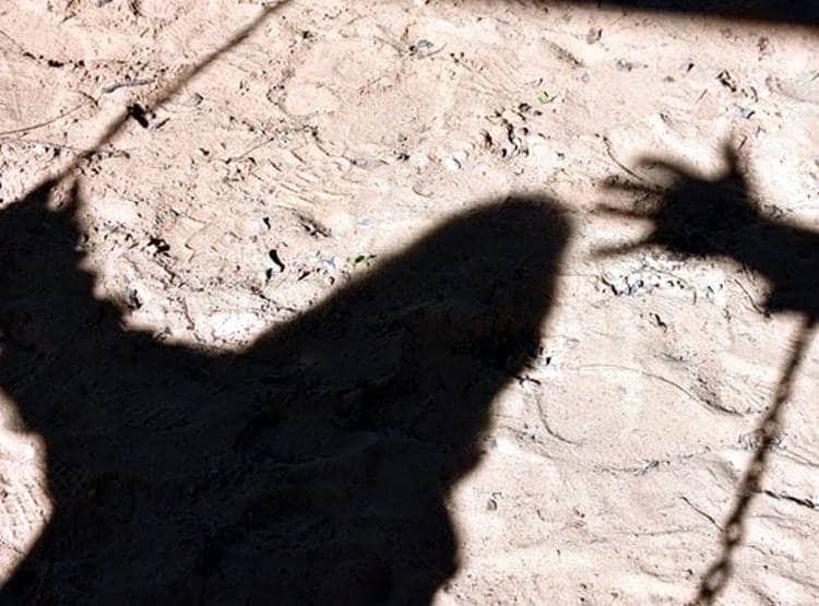 6 साल की मासूम का रेप, बेल्ट से गला घोंटा तो बाहर न‍िकल गईं आंखें