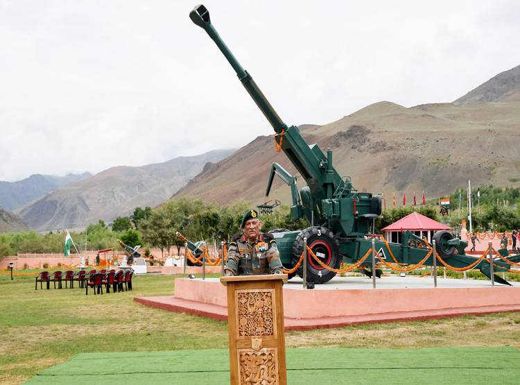 जानें क्या होंगी पहले CDS जनरल रावत की ताकत और काम?