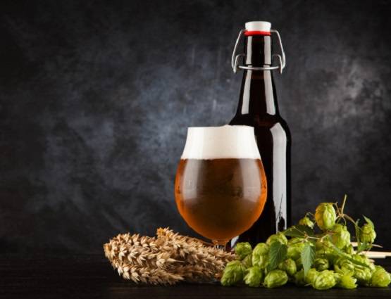 बियर बढ़ाती है उम्र-दूध से बीमारियां, PETA के दावे पर लोग हुए हैरान