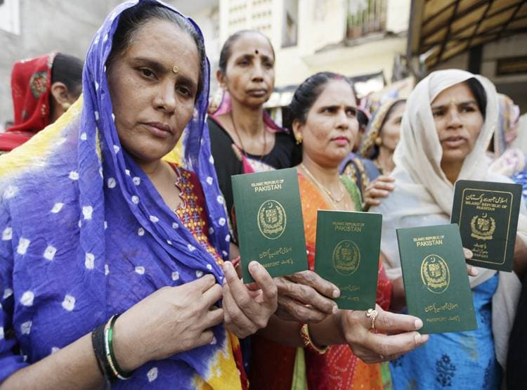 इन देशों से भारत में आते हैं सबसे ज्यादा रिफ्यूजी, रिपोर्ट में खुलासा