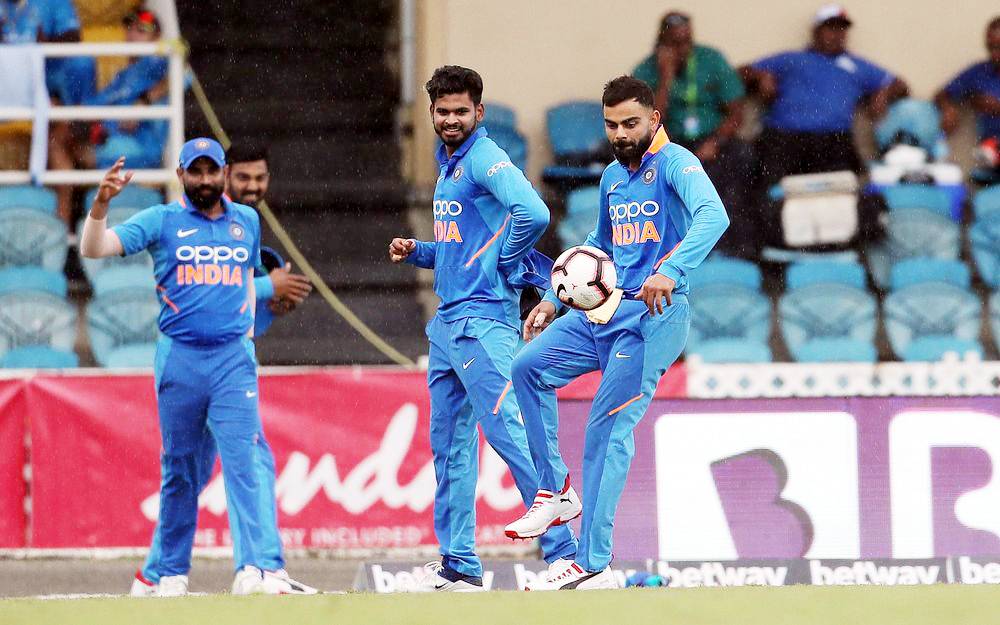 IND vs WI: कुछ ही देर में पहला वनडे, इस प्लेइंग XI के साथ उतरेगा भारत!