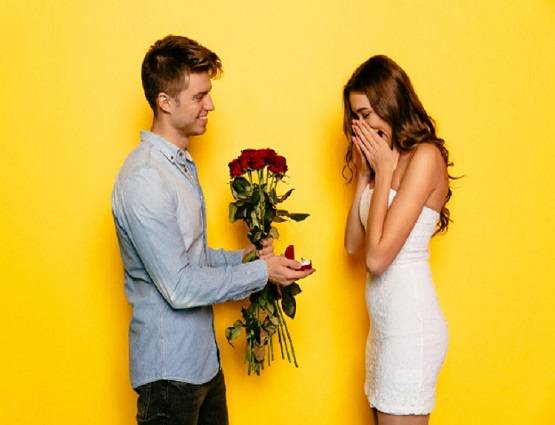 इस राशि के आशिकों के लिए खास है दिसंबर, प्रपोज करने में ना करें देर