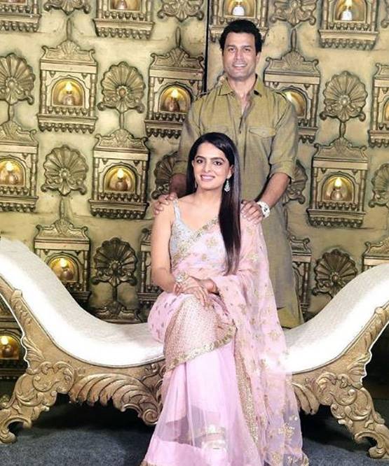 शादी के बाद कुंडली भाग्य एक्ट्रेस ने शेयर की पहली फोटो, लिखा ये