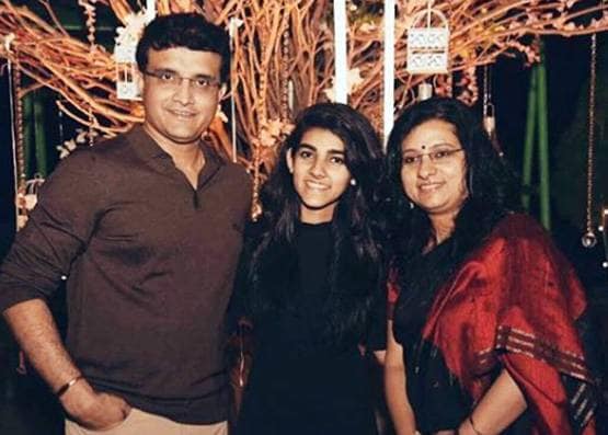 CAA पर बेटी सना को सौरव गांगुली ने बताया नासमझ बच्ची, ट्रोल