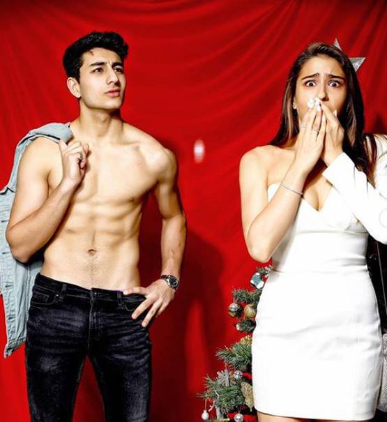 दोस्त संग वेकेशन पर गईं सारा अली खान, शेयर किए बिकिनी Photos