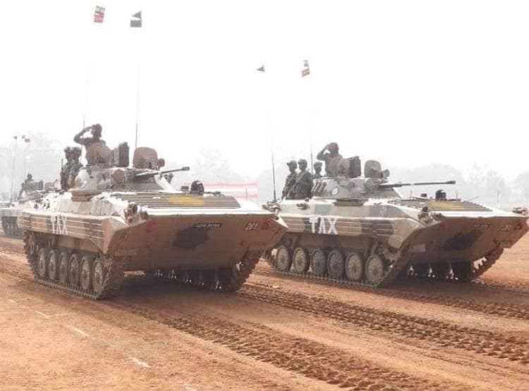 सेना की हलचल से डरा PAK, मंत्री बोले- दुनिया भुगतेगी नतीजे