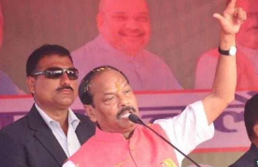 रघुवर दास ने जिस नेता का टिकट काटा था उसी ने चुनाव में हरा दिया