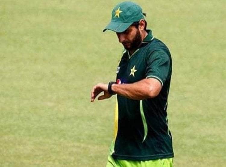 बेटी को आरती करते देख आफरीदी ने तोड़ दिया था टीवी, वीडियो वायरल