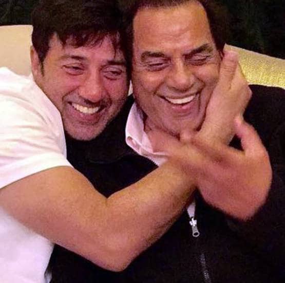 धर्मेंद्र ने नातिन राध्या संग यूं सेलिब्रेट किया 84वां बर्थडे, देखें PHOTOS