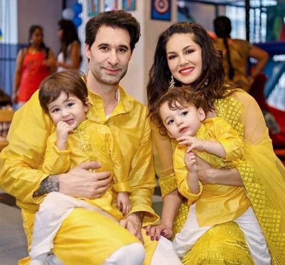 बच्चों संग सनी लियोन प्री क्र‍िसमस सेलिब्रेशन, पार्टी में दिखा ऐसा लुक