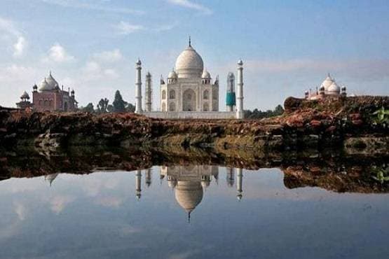 मौसम ने किया जादू और गायब हो गया ताजमहल!