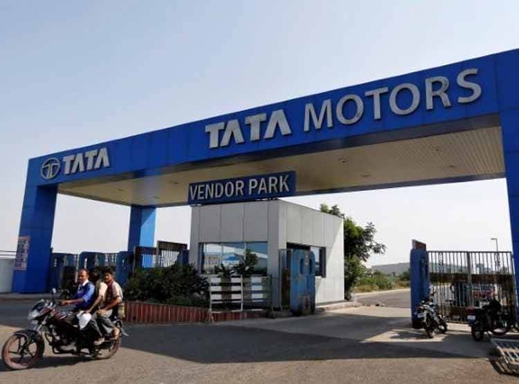 नई बाइक-स्‍कूटी हो या कार, 1 जनवरी से सबकुछ हो रहा है महंगा