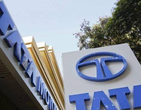 टाटा की पहली इलेक्ट्रिक SUV से जल्द उठेगा पर्दा, KONA से टक्कर