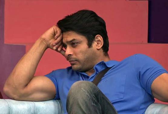 सिद्धार्थ ने खोली पुरानी बातें तो घबरा गईं रश्मि, डरने पर उठ रहे सवाल