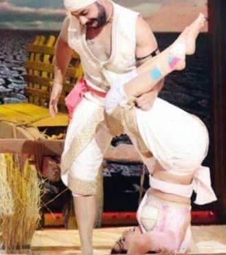 क्या स्टंट था श्रद्धा आर्या का रियलिटी शो में सगाई करना?