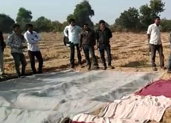 PAK के इस 'आतंक' से परेशान भारत के किसान, बनाए गए पंडाल