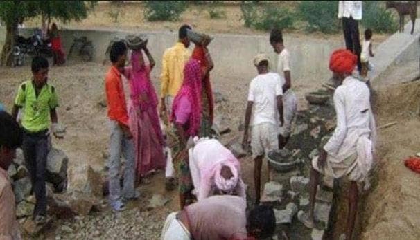 नए साल से इन 5 सरकारी स्कीम में करें निवेश, पैसा रहेगा सेफ