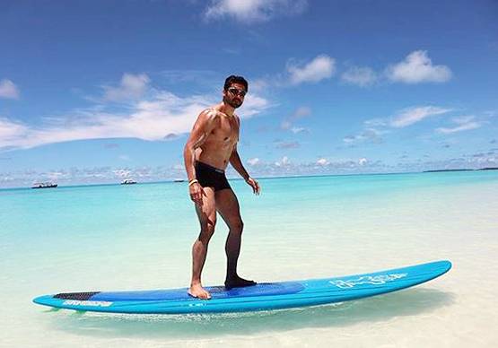 वेकेशन पर नच बलिए स्टार गुरमीत-देबीना, तस्वीरों में देखें कपल का रोमांस