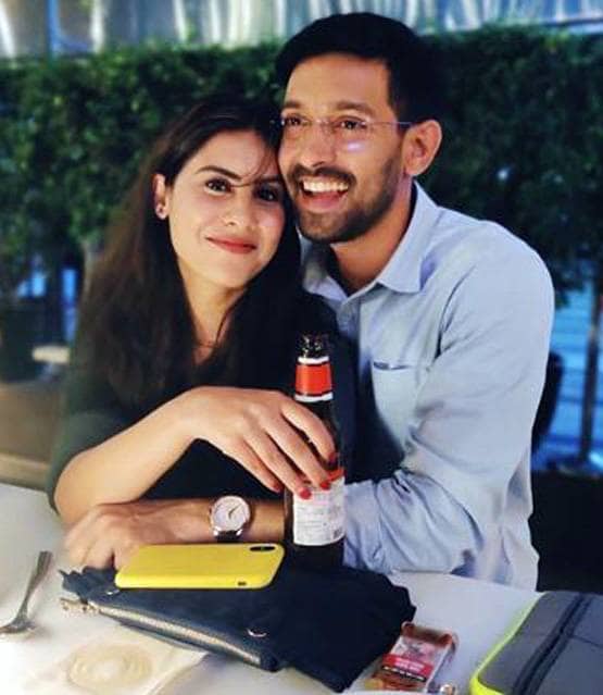 5 साल तक रहा रिलेशन, सीक्रेट सेरेमनी में विक्रांत मैसी ने गर्लफ्रेंड संग की सगाई