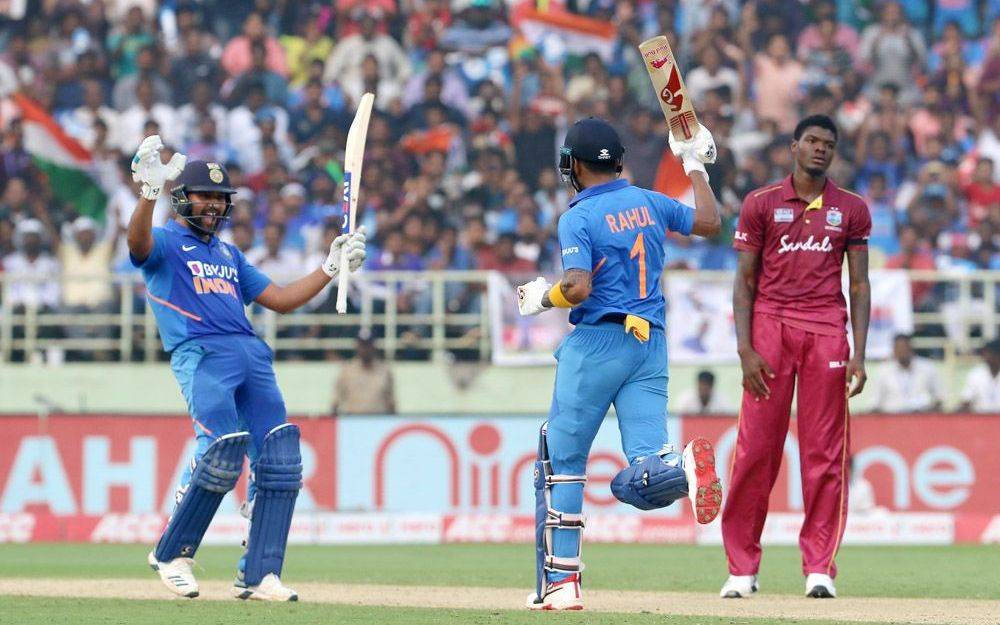 रोहित के 28वें शतक से बरसे रिकॉर्ड्स, जयसूर्या के बराबर पहुंचे