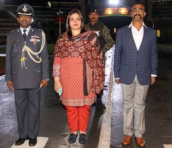 देखिए...साल 2019 की देश और दुनिया की सबसे ताकतवर तस्वीरें