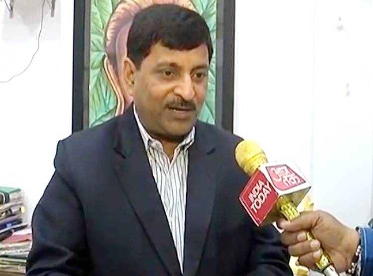 सरकारी हॉस्टल में लड़कियां प्रेग्नेंट, अफसर बोले- घर जाकर हुईं गर्भवती