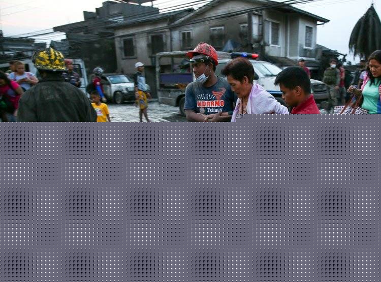 शादी के फोटो में कैद हुआ खतरनाक नजारा, देखकर दंग रह गए लोग