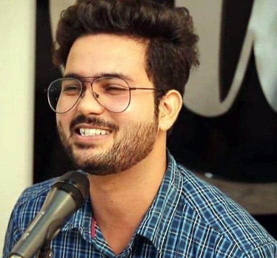 कभी मिलती थी 10 रुपये पॉकेट मनी, ऐसे बना इनकम टैक्स इंस्पेक्टर