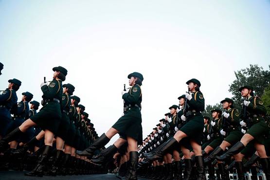 कौन हैं कैप्टन तानिया, बीटेक कर बनी थीं सेना में अफसर, रचा इतिहास