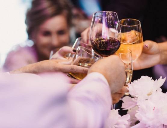 सेहत के साथ कर रहे हैं खिलवाड़! अगर सर्दी में खा रहे हैं ये 10 चीजें