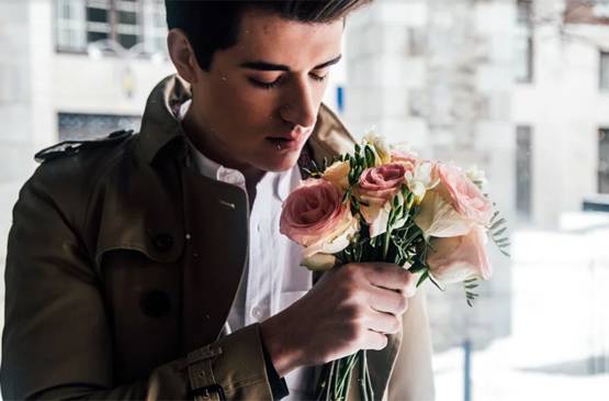 पति के 10 अफेयर्स के बारे में जानकर भी खुश क्यों है ये महिला?