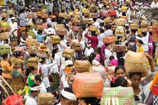 NRC का डर? बंगाल-असम से वापस अपने देश भाग रहे बांग्लादेशी