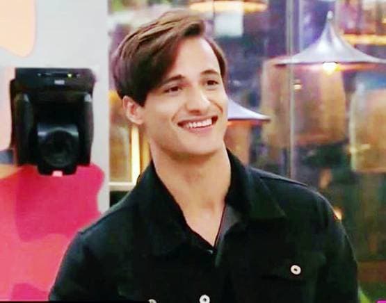 लेडी लव से शादी करना चाहते हैं असीम रियाज, क्या हिमांशी की तरफ है इशारा?