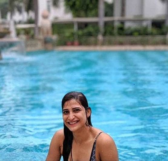 आहाना कुमरा का बिकिनी अवतार वायरल, शेयर की बोल्ड तस्वीरें